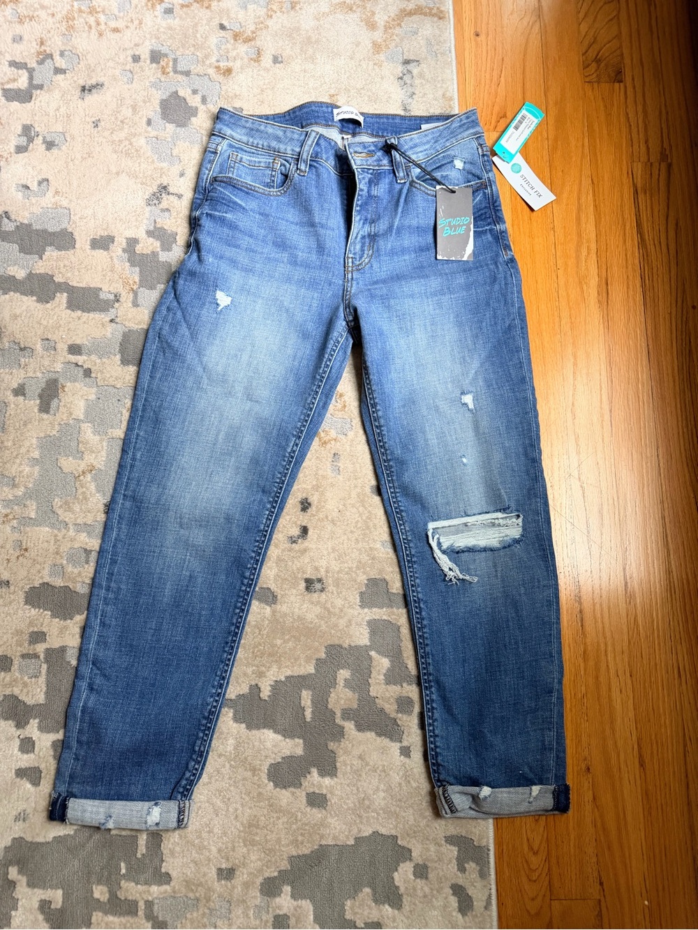 NWT Studio Blue Casey Relaxed Girlfriend Jeans